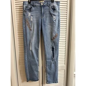Democracy Girlfriend Embroidered Feather Distressed Women’s Blue Jeans Size 12